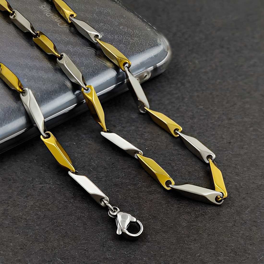 Lovely Gold and Silver Plated Chain for Timeless Elegance