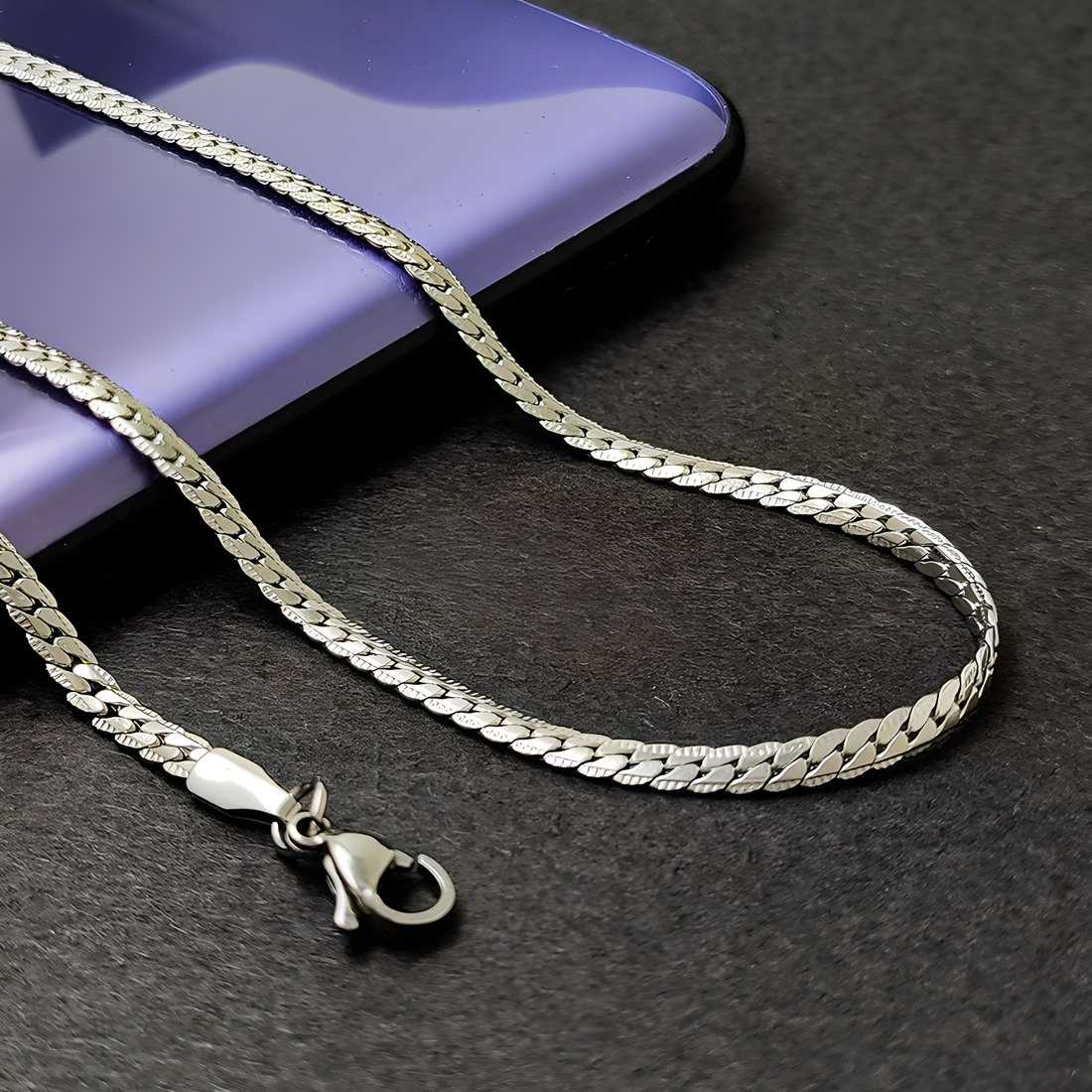 Glowing Silver Plated Chain Necklace for Elegant Style